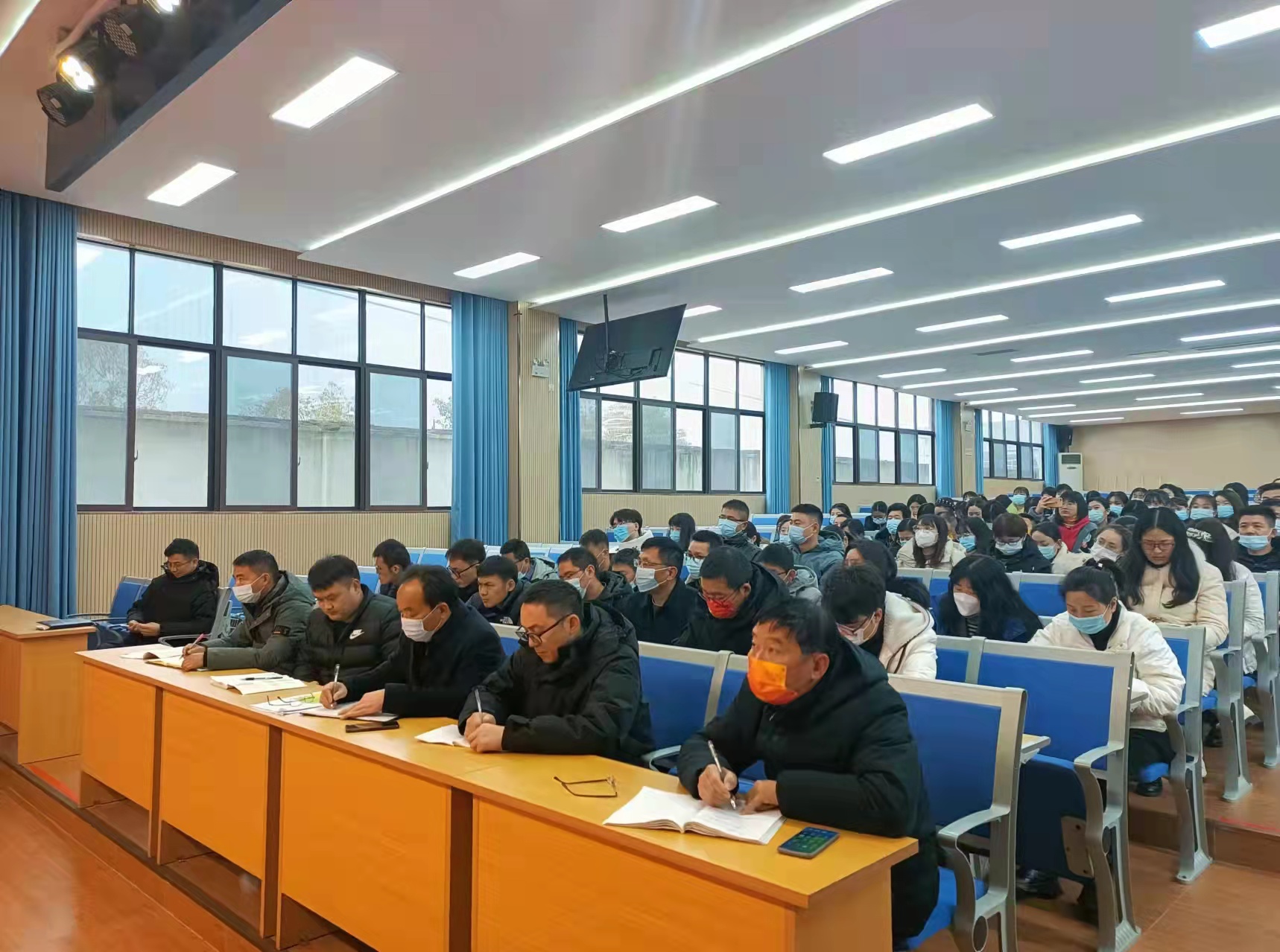 33145cc52cdb99d410dd7e159653ea3