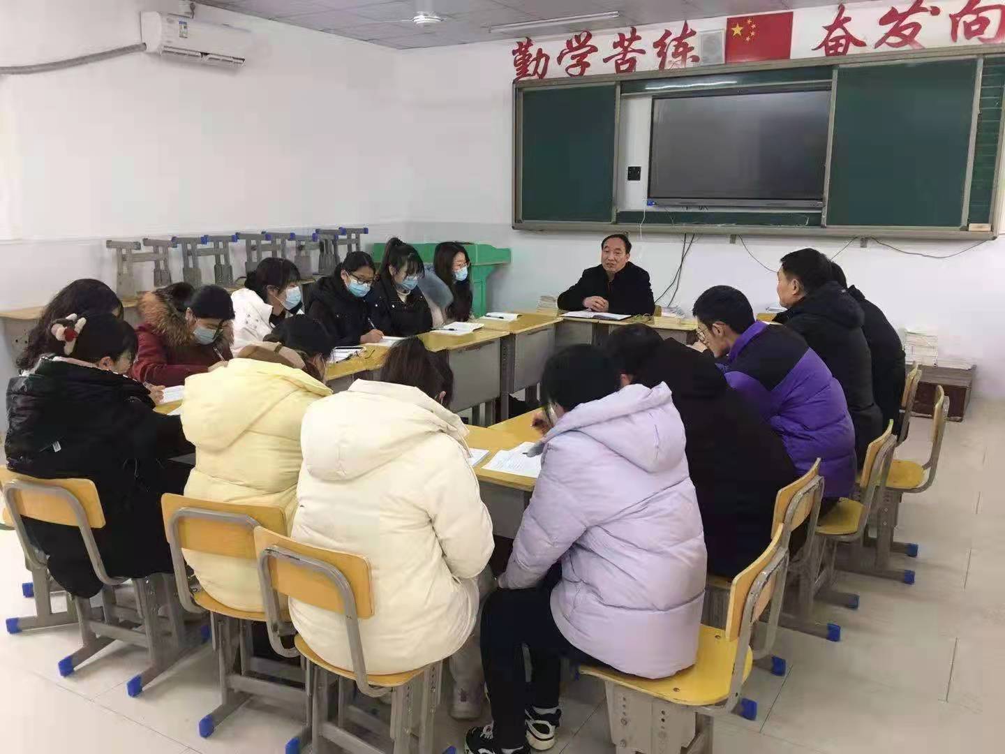 34350ab9bafa9af9f70ee3947d2faa6