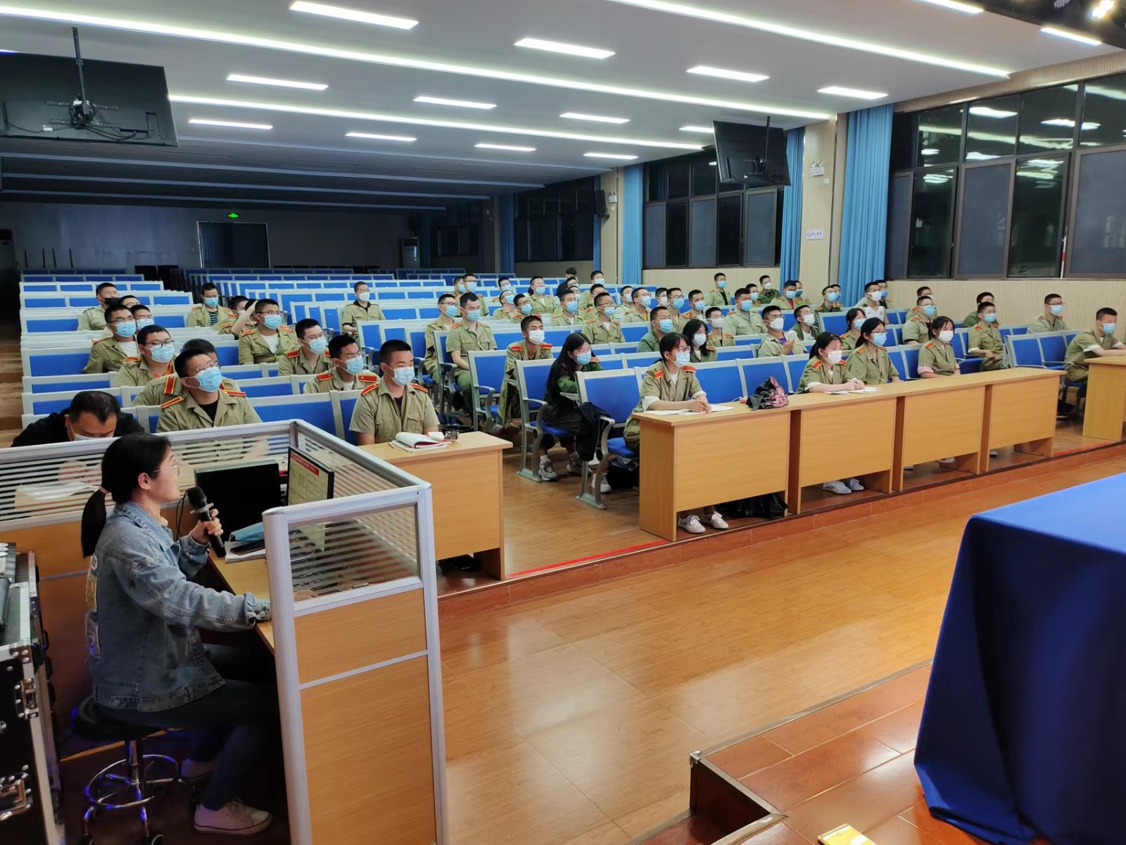 f01df084dce70a4e64133261eef8192