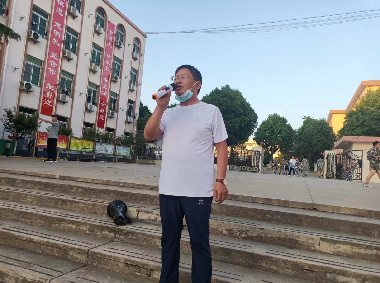 fd21a88895698f430c975f1bf406a31