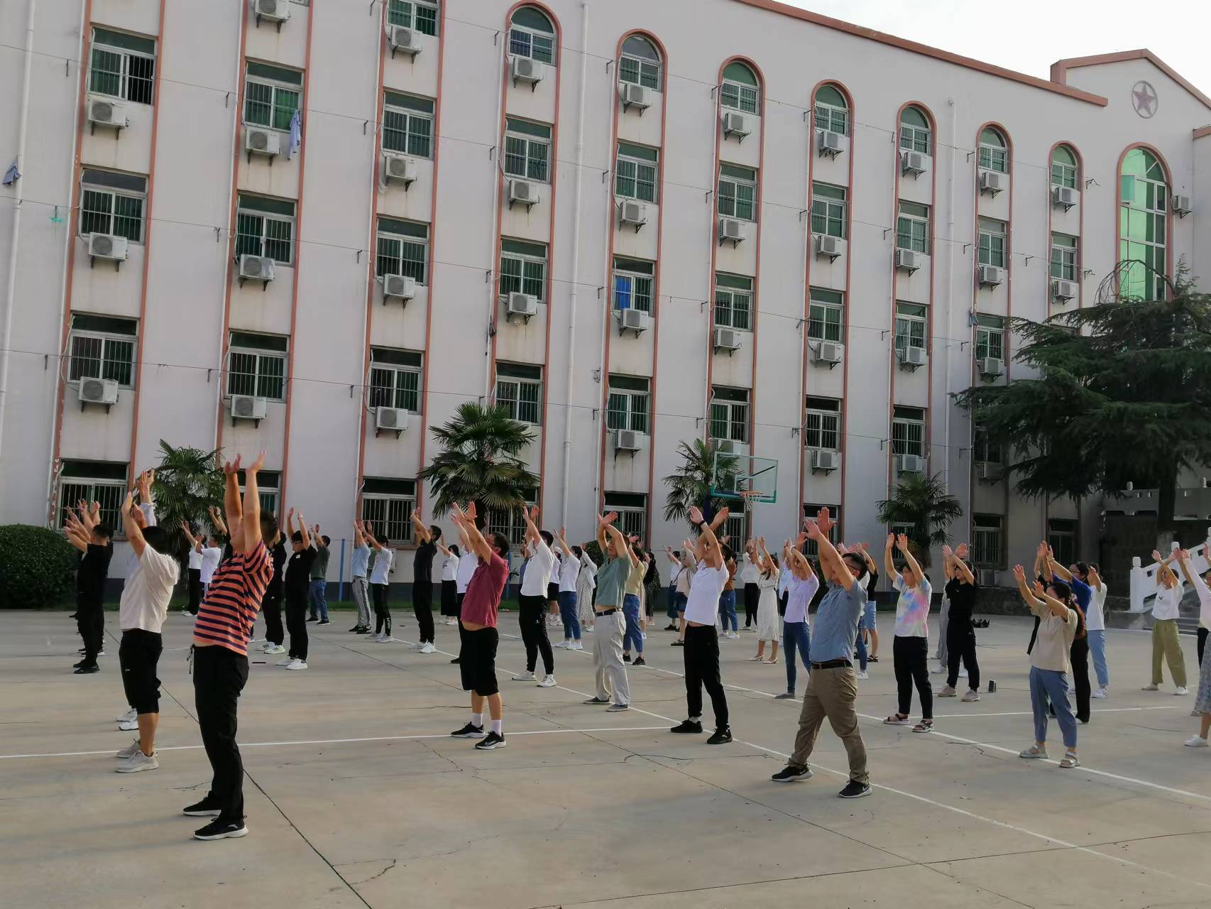 1053c2050b50dc9062971fe82b82a86