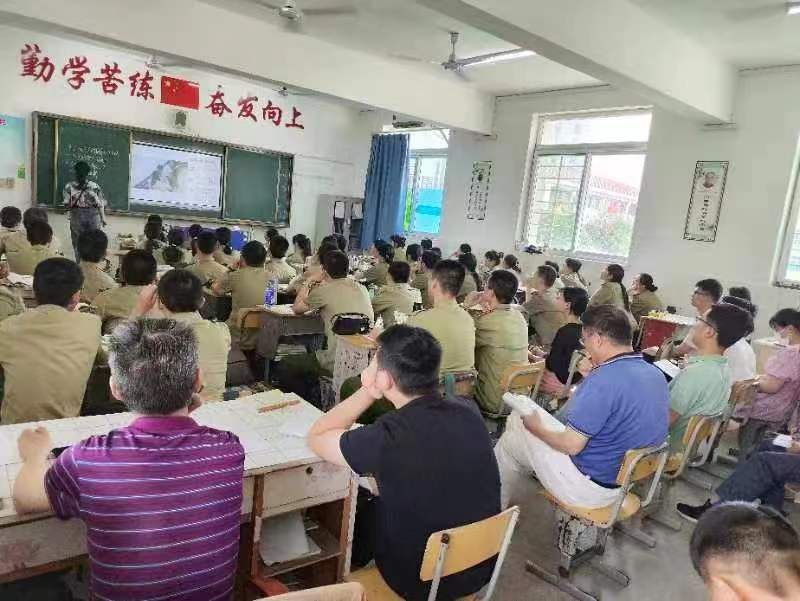 071457de9d27ec43888d6bf3135ee93