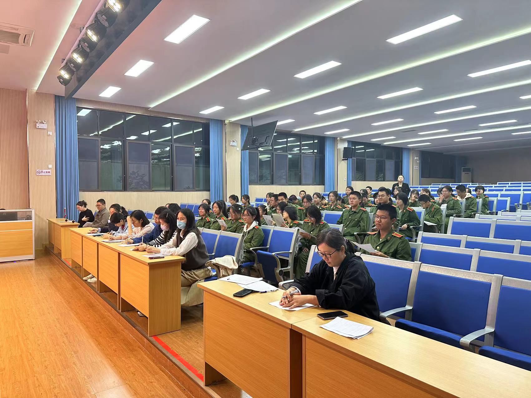 64cabce4c52360308026e3765f3bff1