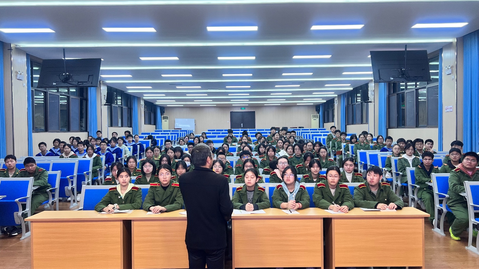 图3 图3