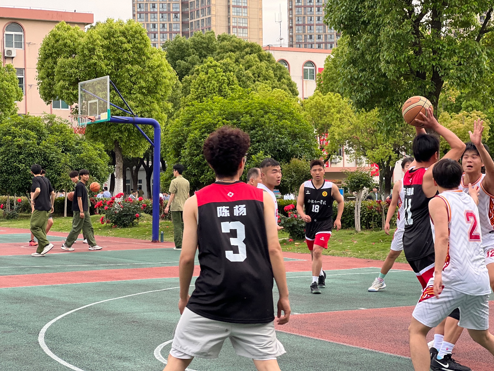 图八